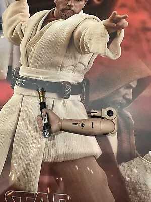 Buy Hot Toys Obi Wan Kenobi MMS478 Lightsaber Light Up LED Arm **PLEASE READ** • 30£