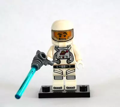 Buy LEGO Minifigures (CMF) | Series 1 | Spaceman | 8683-13 | 2010 • 6.32£