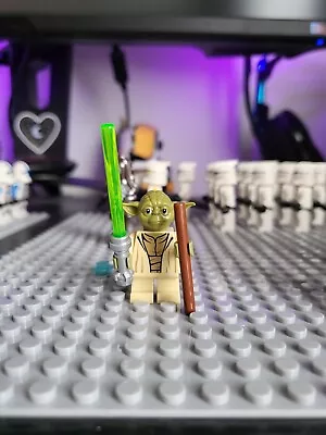 Buy LEGO Star Wars MINIFIGURE Yoda Sw0471 From Set Set 75017  • 2£