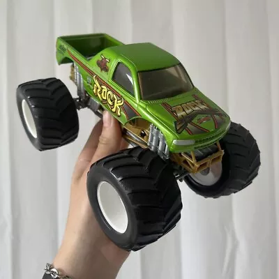 Buy 2004 Hot Wheels Monster Truck The Rock WWE 1:24 Scale Wrestlemania Raw Green Car • 29.60£