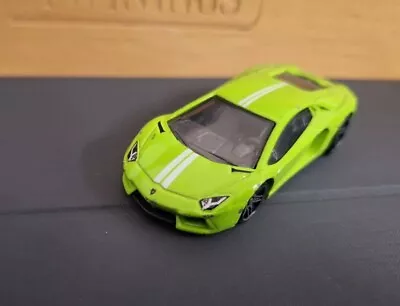 Buy Hot Wheels LAMBORGHINI AVENTADOR LP 700-4 1:64 LOOSE • 4£