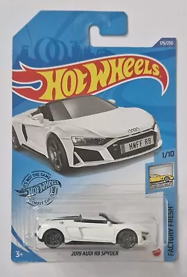Buy Hot Wheels 175/250 2018 AUDI R8 SPYDER White Long Card New • 9.99£