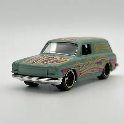 Buy Hot Wheels Custom '69 Volkswagen Squareback Green Art Cars 2016 1:64 Diecast Car • 4.95£