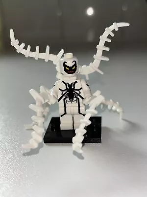 Buy MARVEL Mini-figure - Anti-Venom With Vines • 4.30£