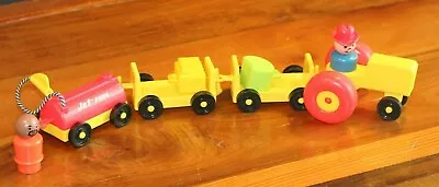 Buy Vintage Fisher Price Airport Luggage Tractor Tram  7 Pieces • 19.56£
