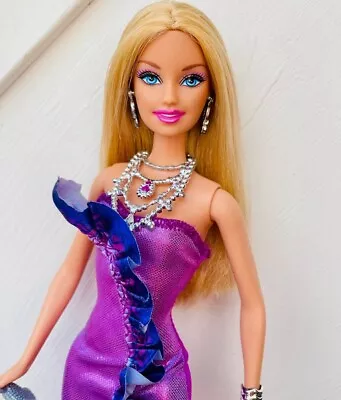 Buy 2012 Barbie Fashionista Style Doll Look • 15.10£