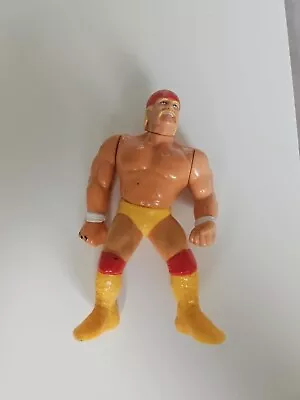 Buy Wwf Hasbro Hulk Hogan Series 4 • 14£