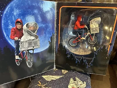 Buy E.T. 40th Anniversary Elliot & E.T. On Bicycle 7  Scale Figure Official NECA • 45£