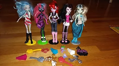 Buy Mattel Monster High Lot 5 Dolls With Stands + Accessories #2 • 16.81£