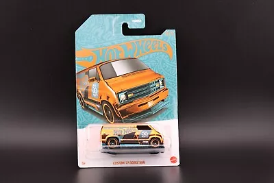 Buy Hot Wheels Pearl & Chrome 2023 F Custom 77 Dodge Van HDH54' F 1/64 CHASE • 15.78£