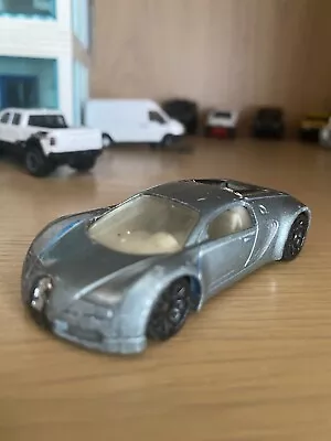 Buy Hot Wheels Bugatti Veyron ( 2002 ) • 3£