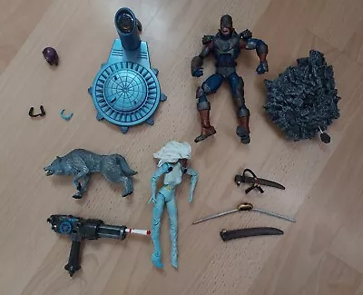 Buy X-MEN CLASSICS Toy Biz  2 Figures And A Bunch Of Accessories / Read DESCRIPTION • 0.99£