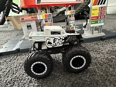 Buy HOT WHEELS Bone Shaker Hot Rod Flames Monster Jam Truck 1:64 Scale Skull Rare • 8.99£