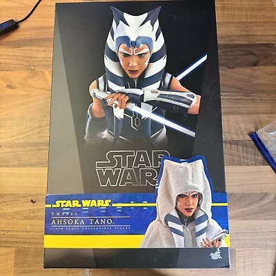 Buy Hot Toys Star Wars: The Clone Wars - Ahsoka Tano 1/6th Scale Collectible Figure • 179.99£