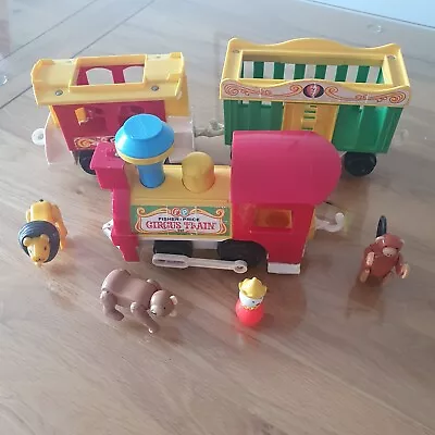 Buy VINTAGE FISHER PRICE CIRCUS TRAIN 991 With LITTLE PEOPLE FIGURES • 9.99£