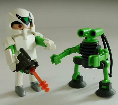 Buy Playmobil Space Astronaut & Robot Figures Set 5241 • 9.99£