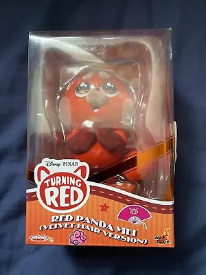 Buy HOT TOYS - Turning Red - Red Panda Mei Cosbaby (Velvet Hair Version) - NEW • 25£