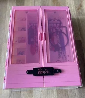 Buy Barbie Fashionistas Ultimate Closet With Carrying Handle Pink 2018 Mattel • 7.39£