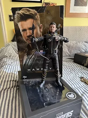 Buy Hot Toys Avengers: Endgame - Hawkeye 1/6th Scale Collectible Figure • 180£