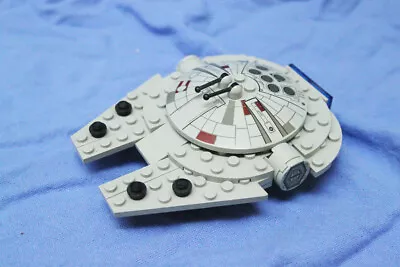 Buy LEGO Star Wars 4488 Star Wars MINI MILLENNIUM FALCON • 11.82£