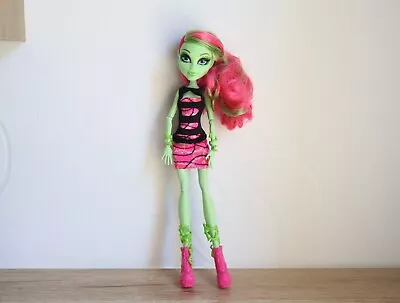 Buy Monster High Venus Mcflytrap Bean Case • 34.40£