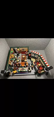 Buy LEGO Ideas: Central Perk (21319) • 60£