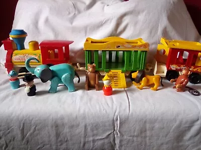 Buy Fisher Price Pull-along Circus Train Vintage 1978 • 10£