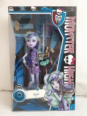 Buy Monster High Twyla Monstercrass Outfit For The New Scaremester NEW ORIGINAL PACKAGING • 79.92£