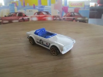 Buy Hot Wheels -triumph Tr6 Ech 1/60 • 1.52£