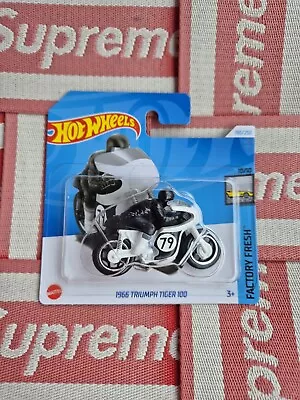 Buy Hot Wheels 1966 Triumph Tiger 100 J Case 2024 -Factory Fresh Bike Motorcycle  • 5.99£