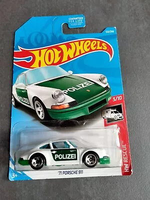 Buy Hot Wheels '71 Porsche 911 - Polizei (German Police Car) - 2018 Long Card Issue • 7£
