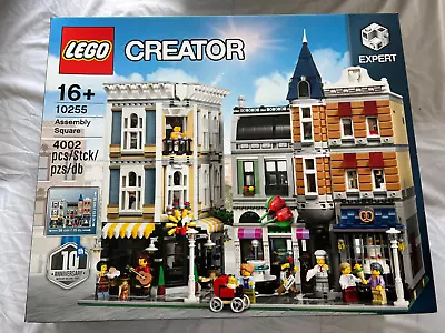 Buy LEGO Creator Expert: Assembly Square (10255) • 16£