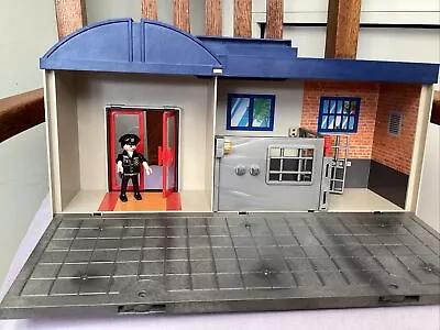 Buy Playmobil Police Station  • 7£