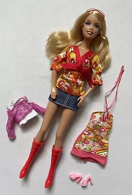 Buy Barbie I Can Be Cooking Fun Fashion • 20.23£