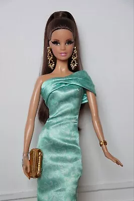 Buy Barbie The Look Red Carpet • 101.35£