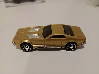 Buy Hot Wheels CCM Country Club Muscle In Gold  • 1.99£