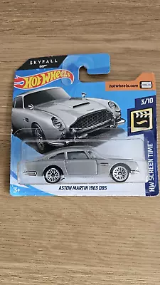 Buy Hot Wheels Skyfall Aston Martin 1963 DB5 • 13£