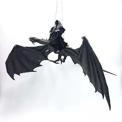 Buy The Lord Of The Rings - Fur Beast & Ringwraith | Toy Biz Deluxe Figure | VERY GOOD • 185.47£