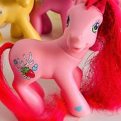 Buy Vintage My Little Pony G3 MLP Strawberry Reef Genuine Hasbro 2004 Pink Figure 🩷 • 6.99£
