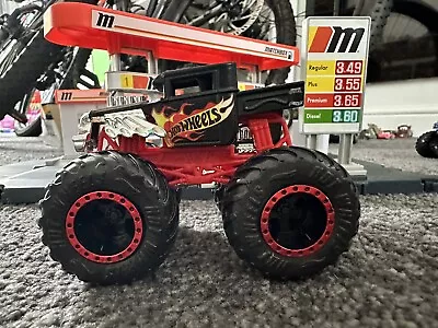 Buy HOT WHEELS Bone Shaker Hot Rod Flames Monster Jam Truck 1:64 Scale Skull Rare • 8.99£