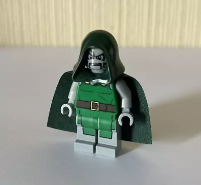 Buy Lego Marvel Super Heroes Daily Bugle Dr Doom Minifigure (Set 76005) • 22.99£