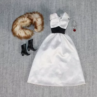 Buy BARBIE MATTEL Vintage Doll Fashion 1980s Best Buy White Evening Gown & Extras • 39.40£