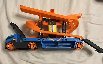 Buy Hot Wheels City Lift & Launch Hauler Vehicle With Storage - Unboxed Never Played • 4.99£