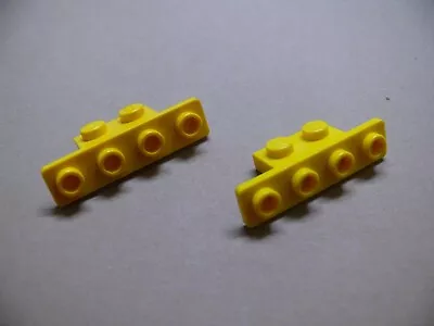 Buy LEGO 2 X Bracket 1 X 2 - 1 X 4w/ Rounded Corners 10254 31033 31084 30529 75882 • 1.26£
