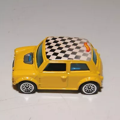 Buy Hot Wheels Morris Mini Cooper, 1:64, 2000 First Edition Yellow • 9.99£