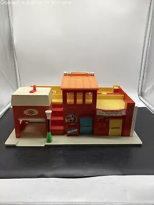 Buy Vintage Fisher Price Little People Main Street Village • 10.09£