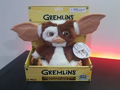 NECA Gizmo Plush Toy Gremlins Singing & Dancing With Sound Mogwai Soft  Official