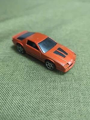 Buy Hot Wheels '85 Camaro Iroc Z • 2.99£