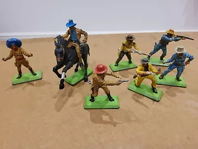 Buy 1971 Britains Deetail Cowboys - Set Of 6 Poses Plus Horseman • 17.50£