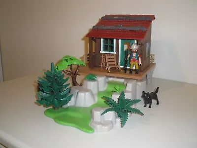 Buy Playmobil Hunters Lodge With Grizzly Bear  & Wolf. • 25£